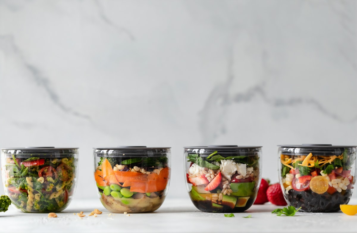 Nutritionist planning an athlete's meal strategy